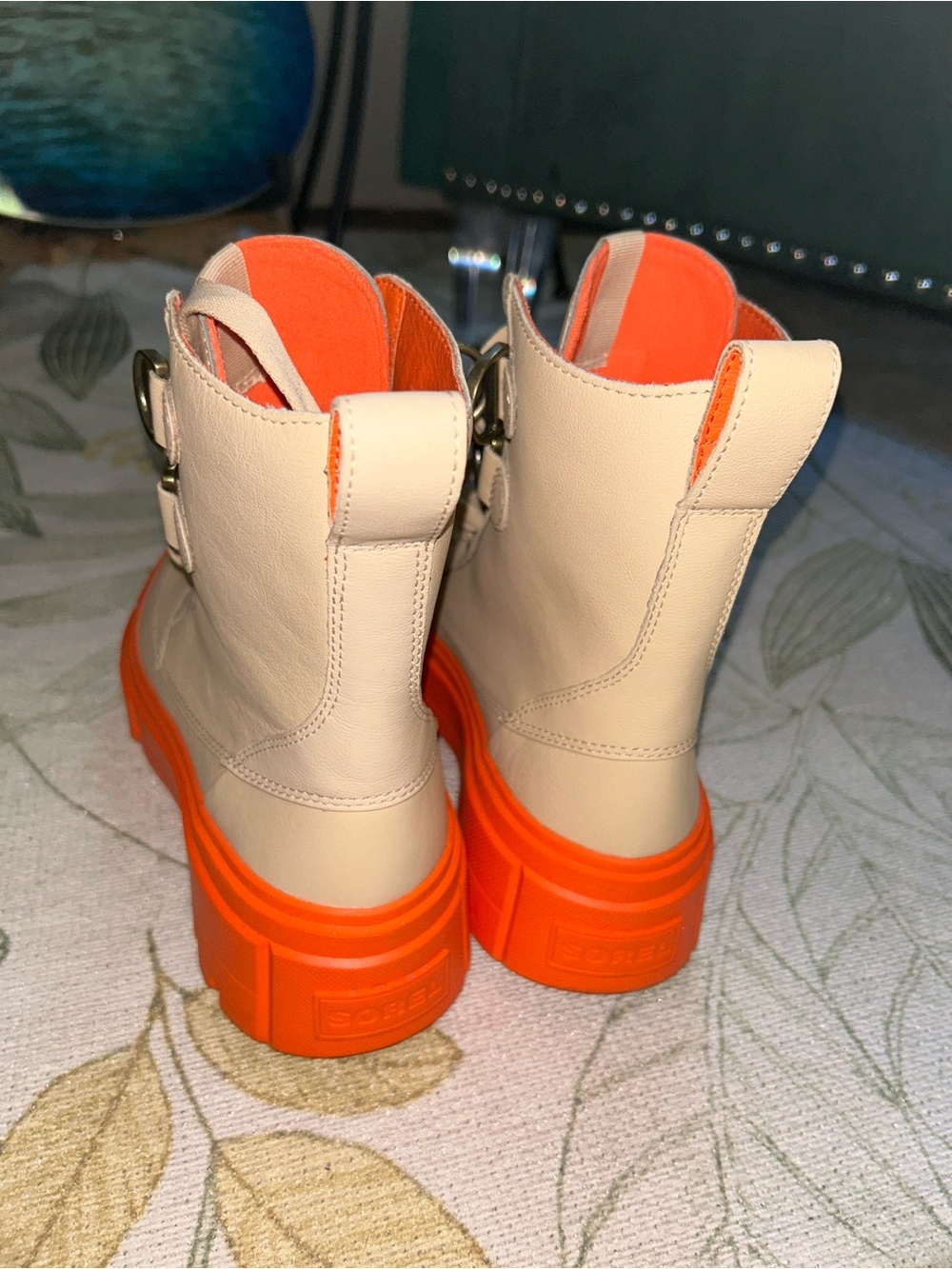 Sorel (NWOT) Women's Beige Waterproof Combat Boots with Bright Chunky Orange Sol - Picture 8 of 10